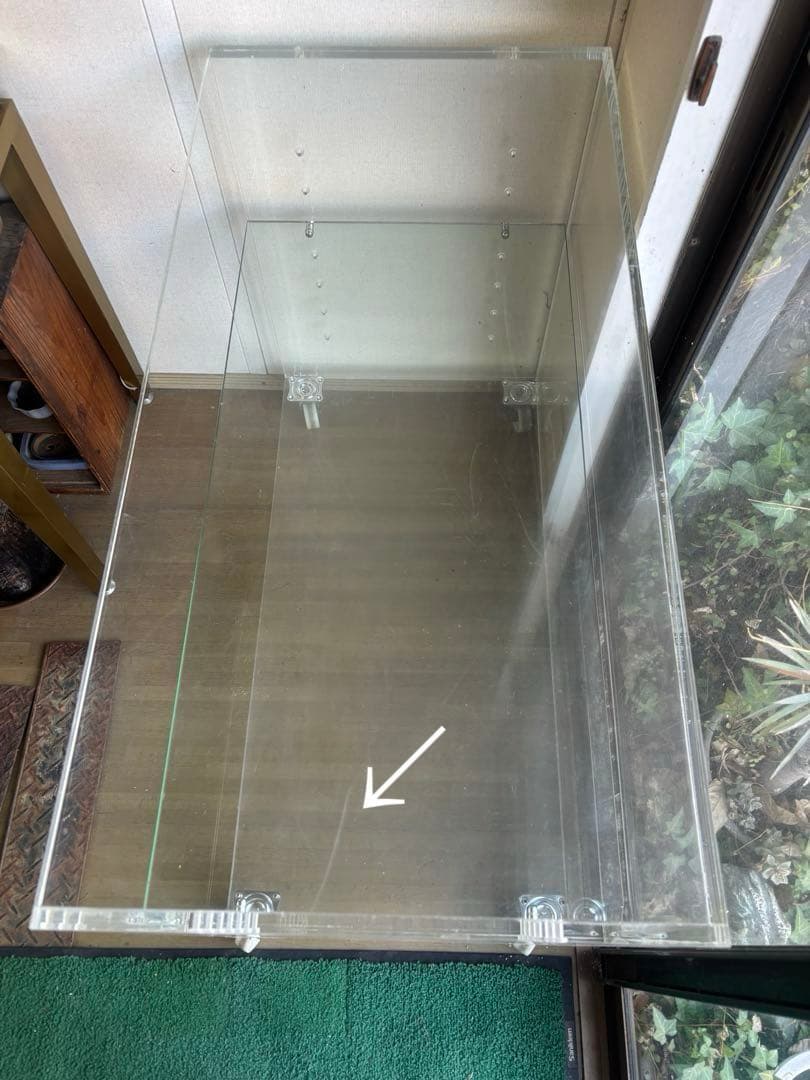 アクリル製　キャスター付き　ショーケース 棚　ガラス棚板1枚付き