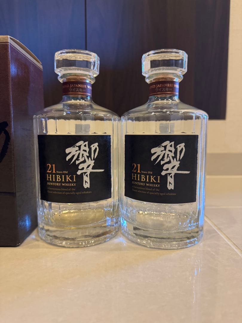 響21年・空瓶2本・空箱1個　未洗浄