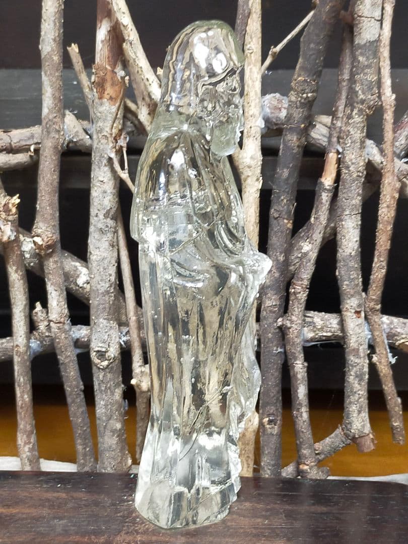 ♥値下げ♥　珍品　硝石製　観音像　３５９ｇ　観音様　観音菩薩　仏像　骨董　水晶風