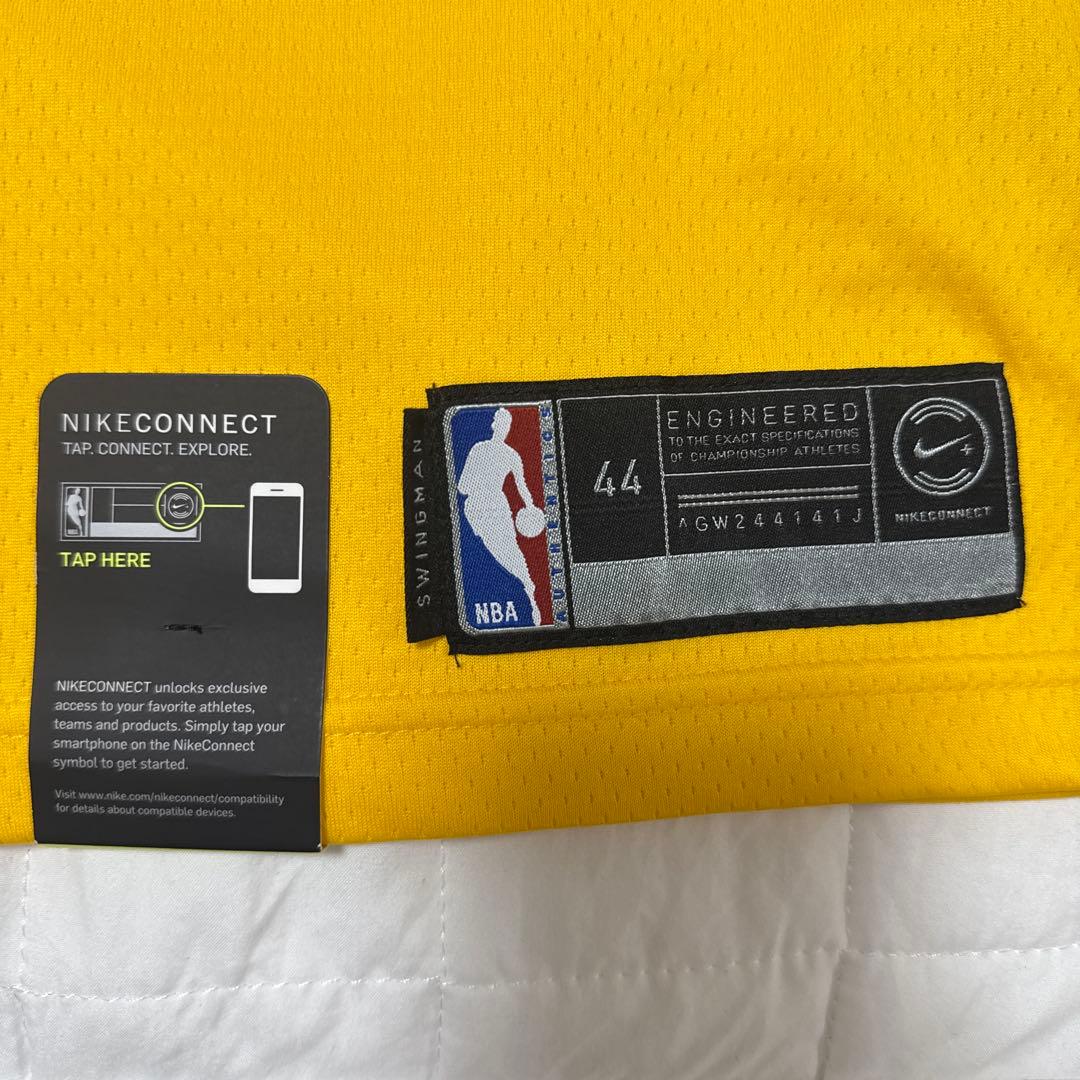 nba サイン入りユニフォーム カリー　プール