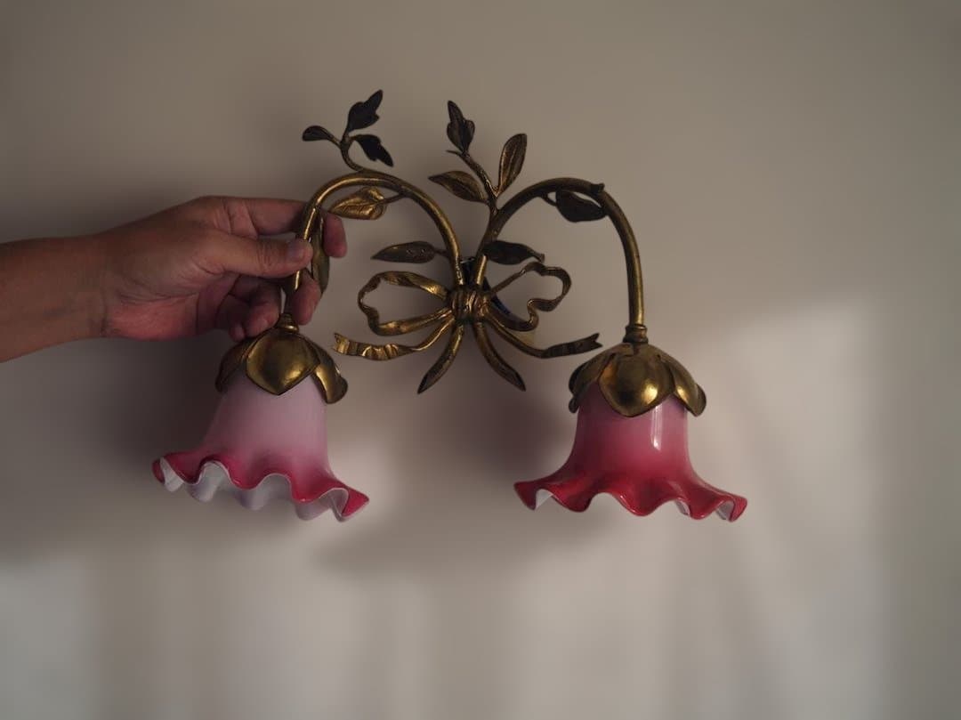 花束のデザイン ピンクのガラスシェード ウォールライト 照明/K313