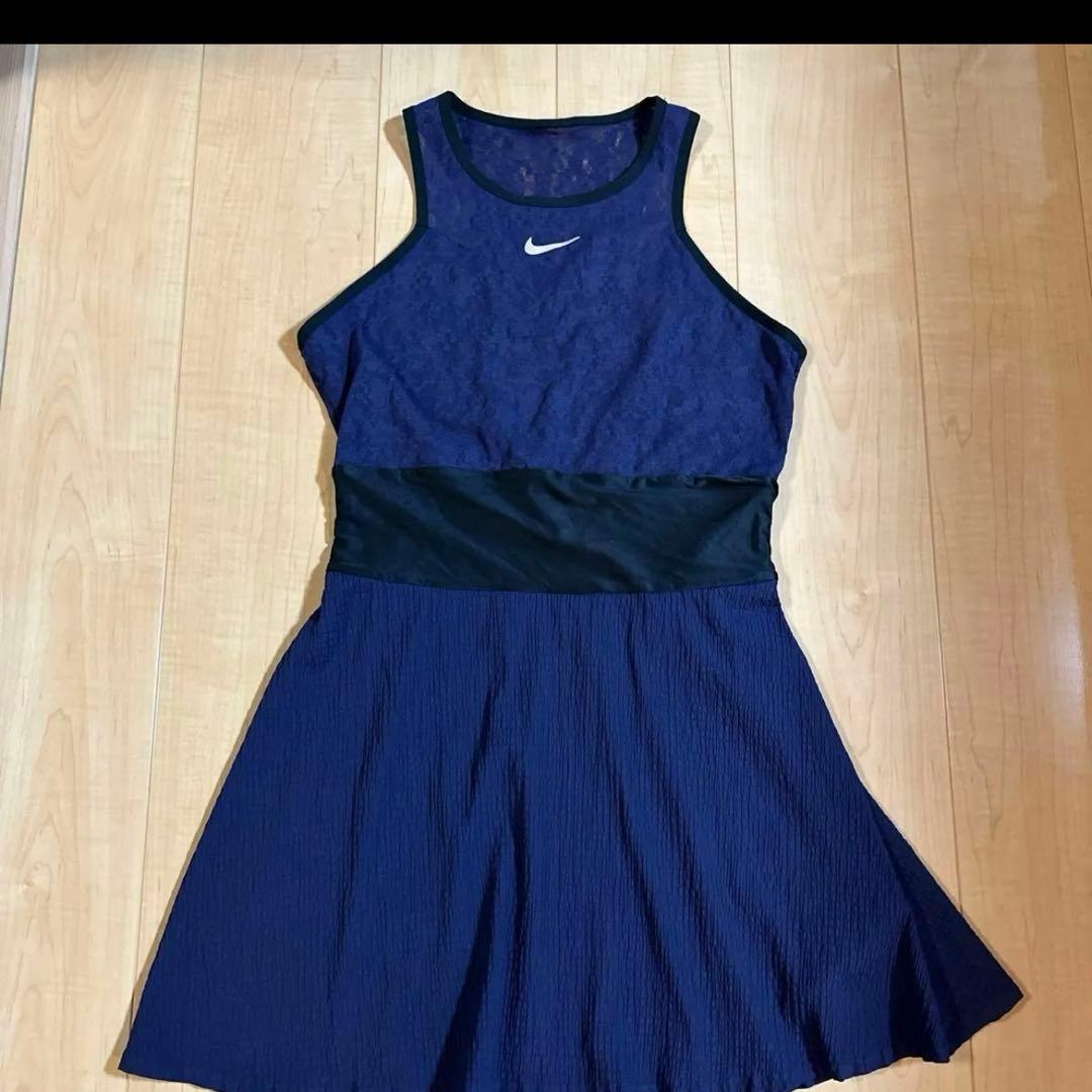 ナイキ　テニス　ワンピース
