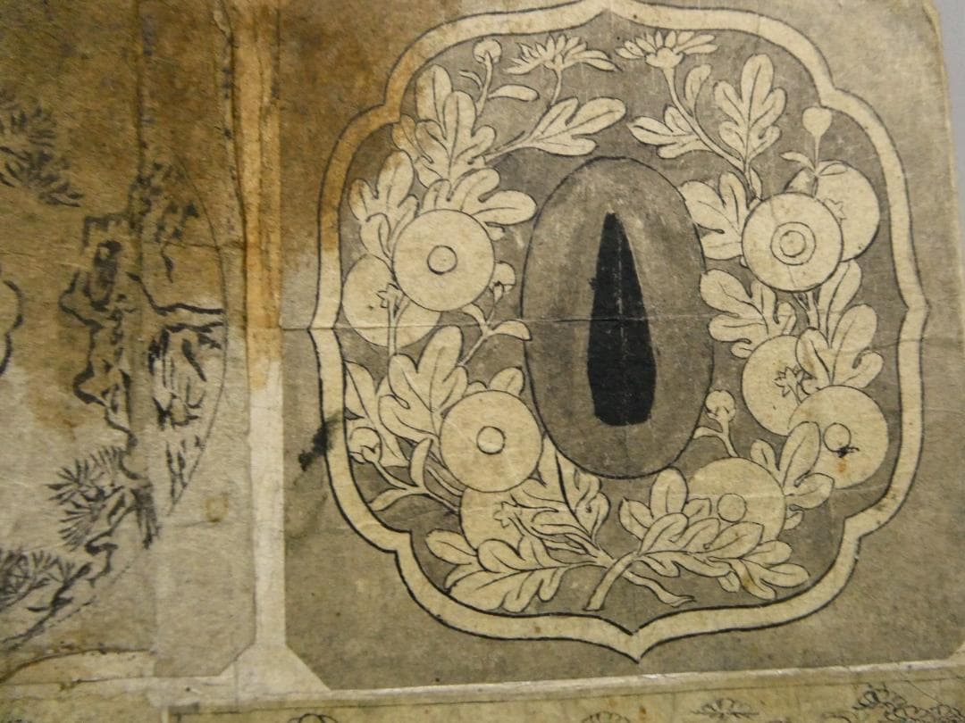 江戸時代 金工師による刀装具下絵帳　◆武具意匠の貴重資料　鍔・縁頭・目貫など