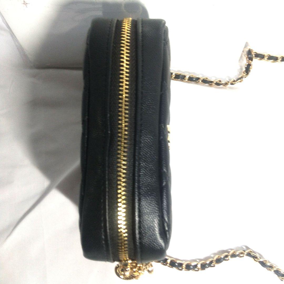 mocoCHANEL新品未使用 ブラックショルダーバッグチャームノベルティ