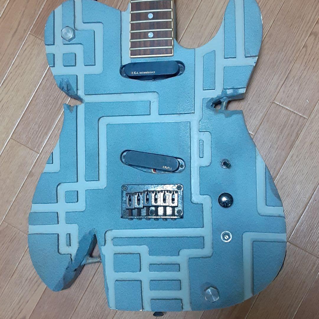 フェルナンデス…ギター