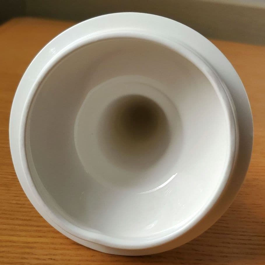 ２匹のネコの置物 美品