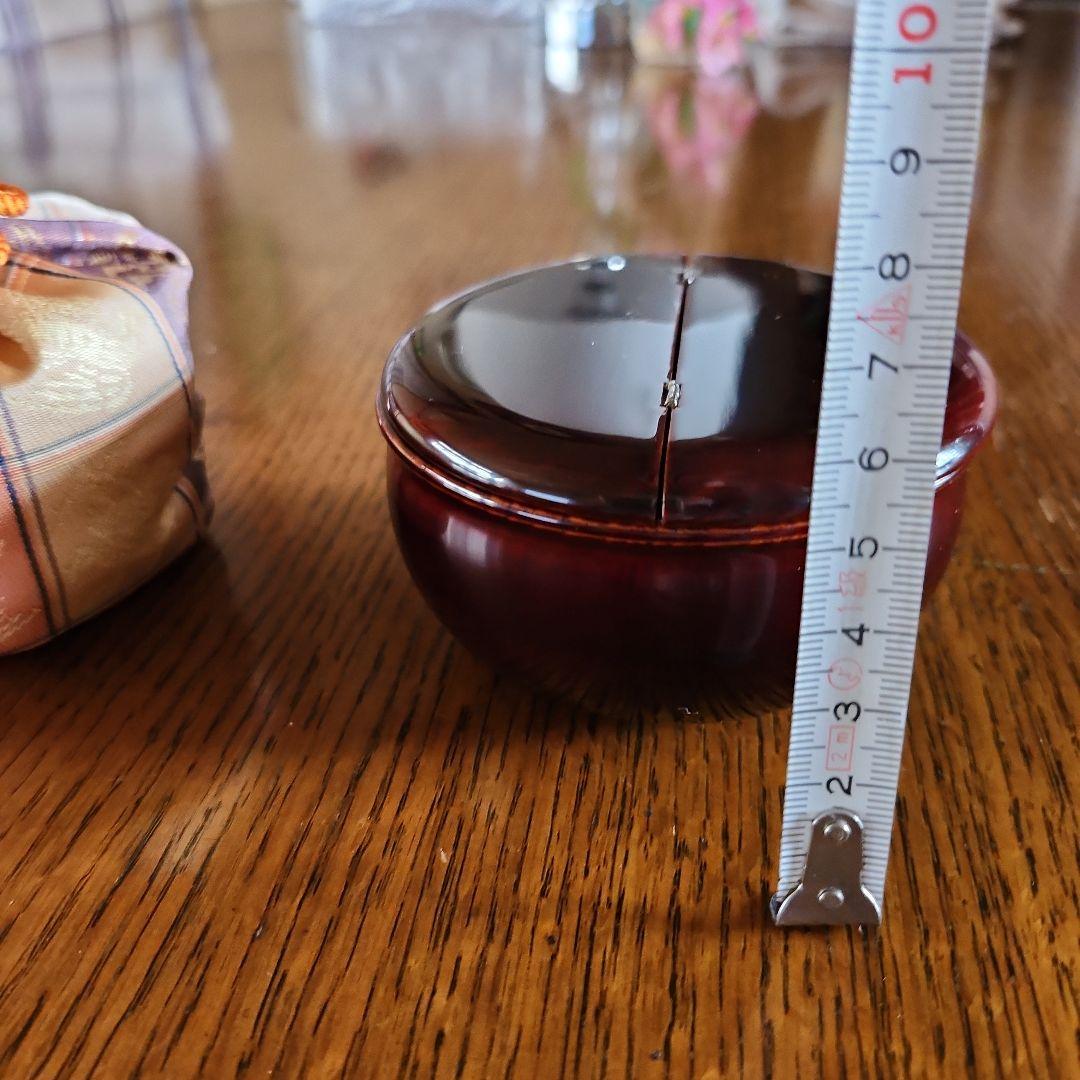 茶道具　割り蓋茶入れ　漆塗り　仕服