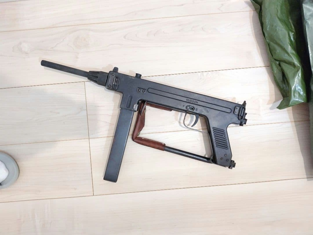 ハドソン　マドセン　モデルガン