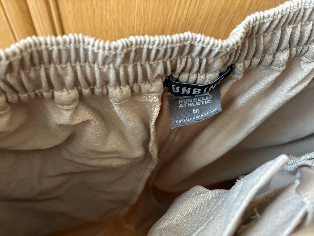 UNBIND STRETCH BUTTON ベージュ ショートパンツシャツセット