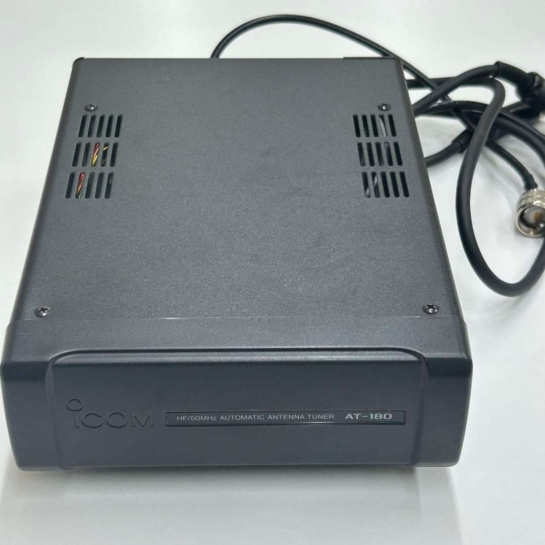 ICOM AT-180 アンテナチューナー＋MB-62 モービルブラケット付き