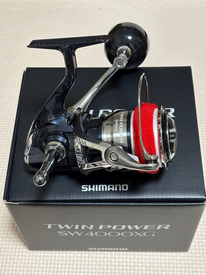 ツインパワー SW4000XG(替えスプール2個付き)