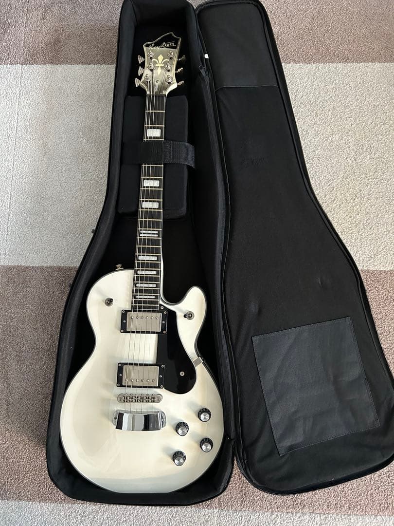 Hagstrom ホワイト エレキギター　！最終値下げです！！
