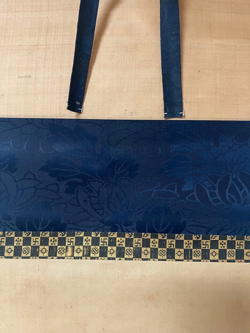 掛け軸　椿年絵／中井董堂（敬義）贊［霊芝之図］絹本　共箱！