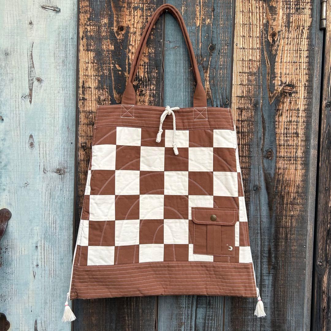 バッグにもなるサーフボードキャリーバッグ