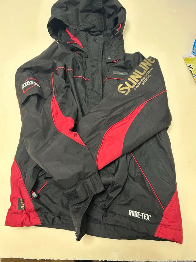 サンライン　レインウェア　ゴアテックス　Mサイズ おまけバッグ付き