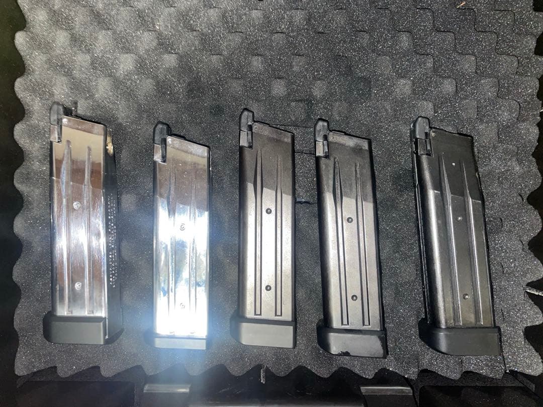 東京マルイ ハイキャパ マガジン 5個セット シルバー2個 ブラック3個