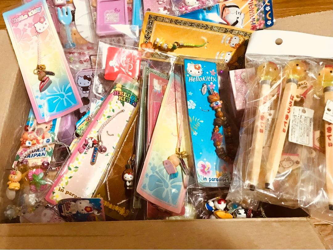 ハローキティ ご当地キティ＆グッズ 大量
