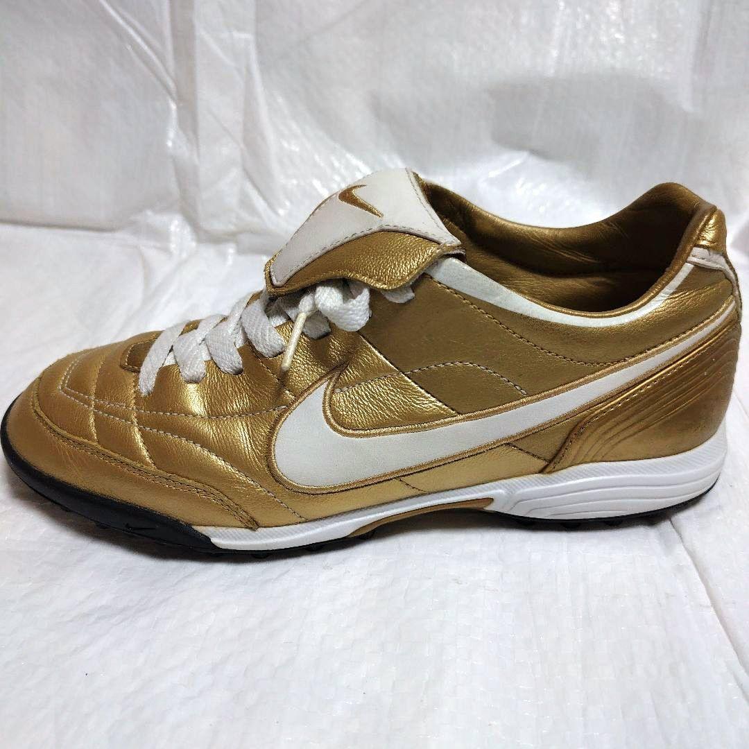 シューズ NIKE TIEMPO MYSTIC TF