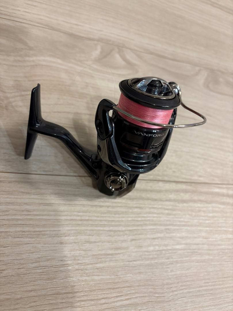 Shimano シマノ24ヴァンフォード C2000S スピニングリール