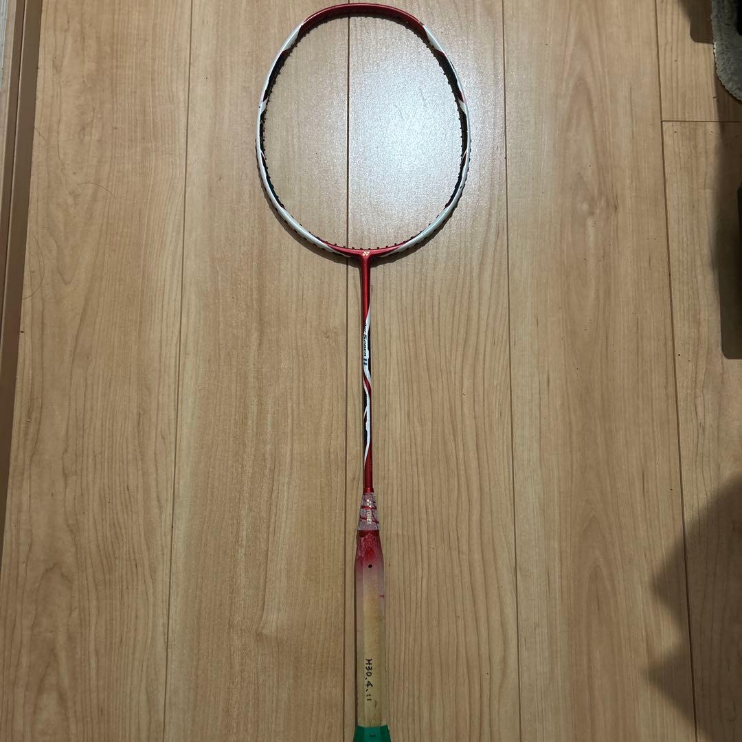 バドミントンラケット　アークセーバー11