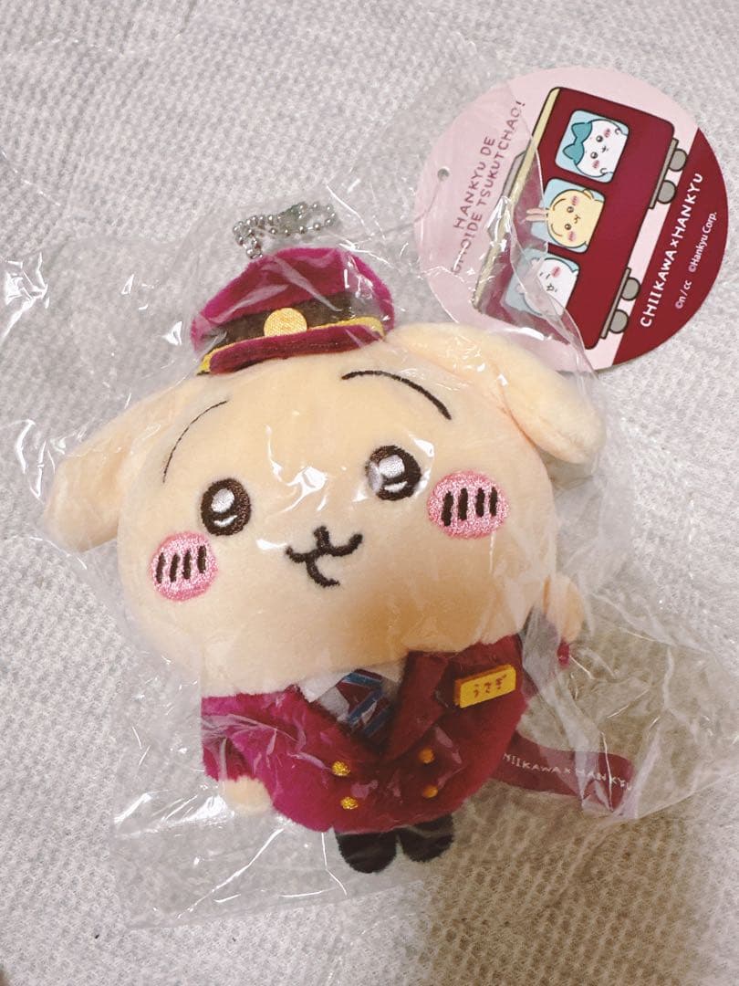 ちいかわ　阪急電車　うさぎ