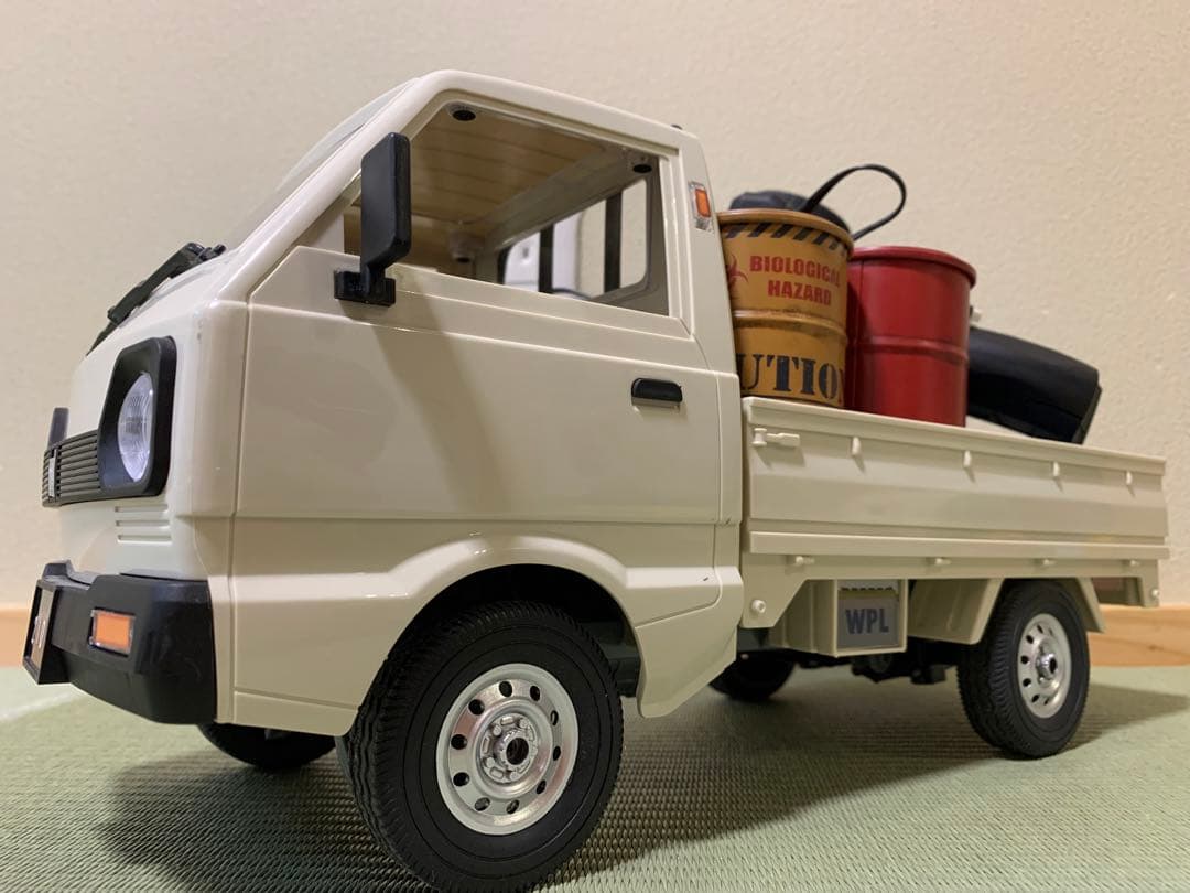 軽トラック　スズキ　キャリィ風　WPL ドリフト　2WD D12 1/10 丸目