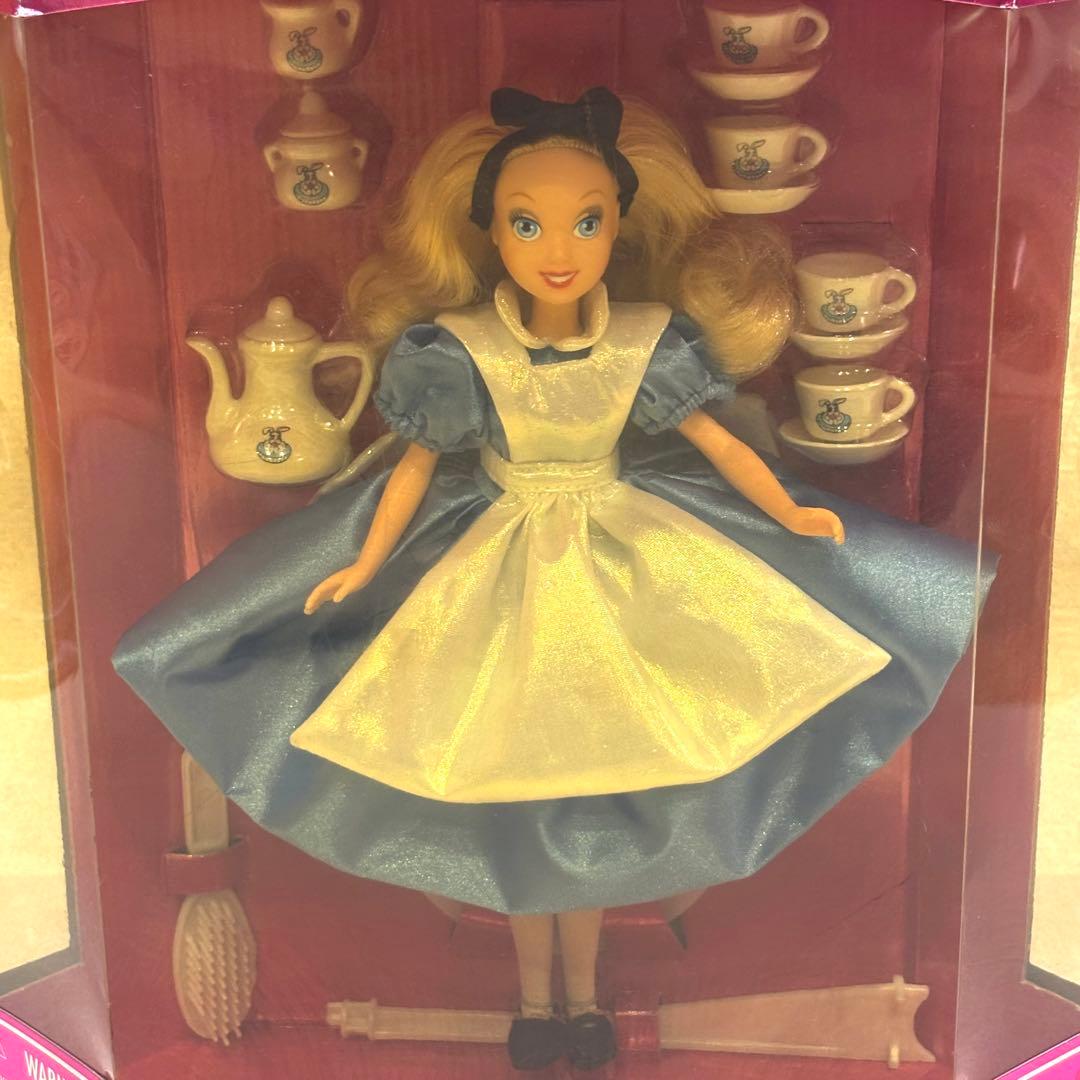 ディズニー ふしぎの国のアリス クラシック ドール コレクション