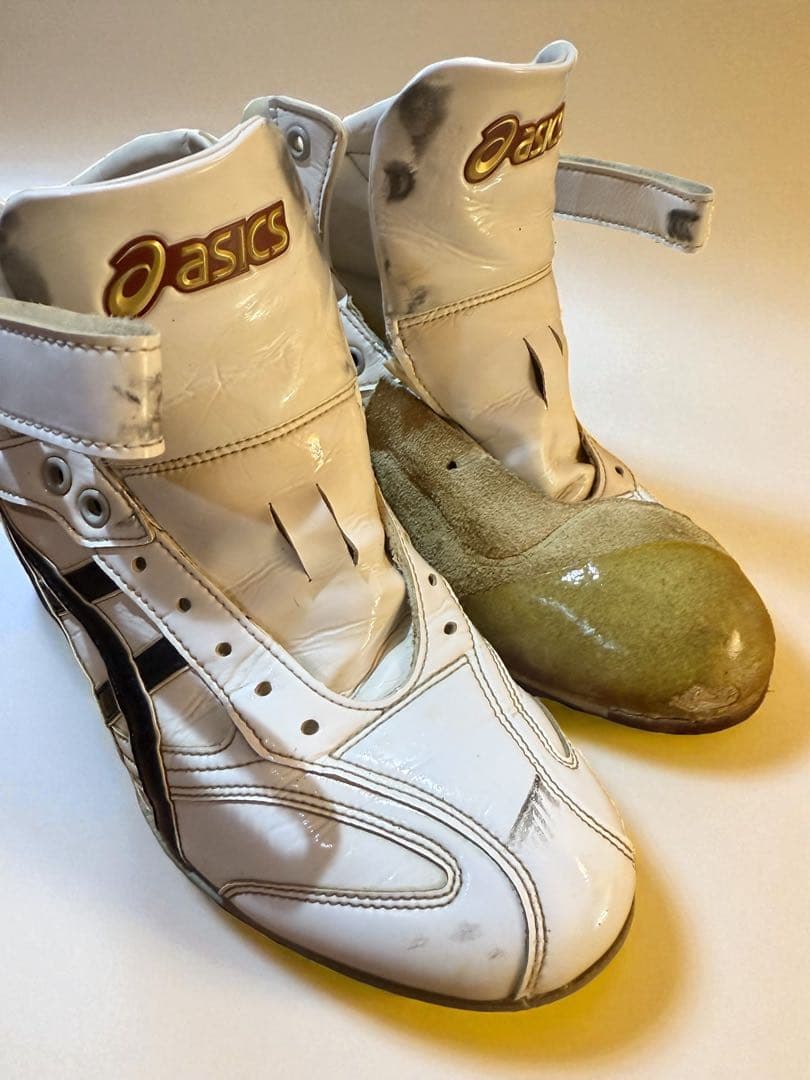 asics オーダースパイク　ハイカット ゴールドステージ　左投げ　白/紺