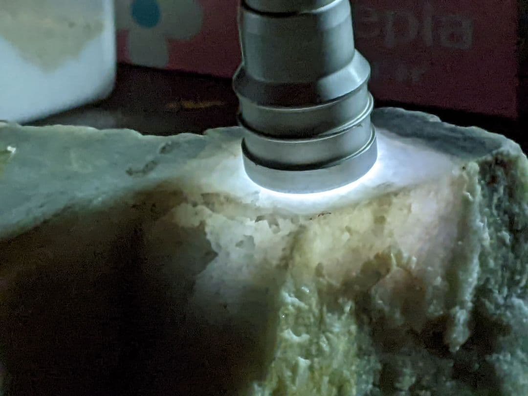 （166）ミャンマー産ヒスイ良質加工用