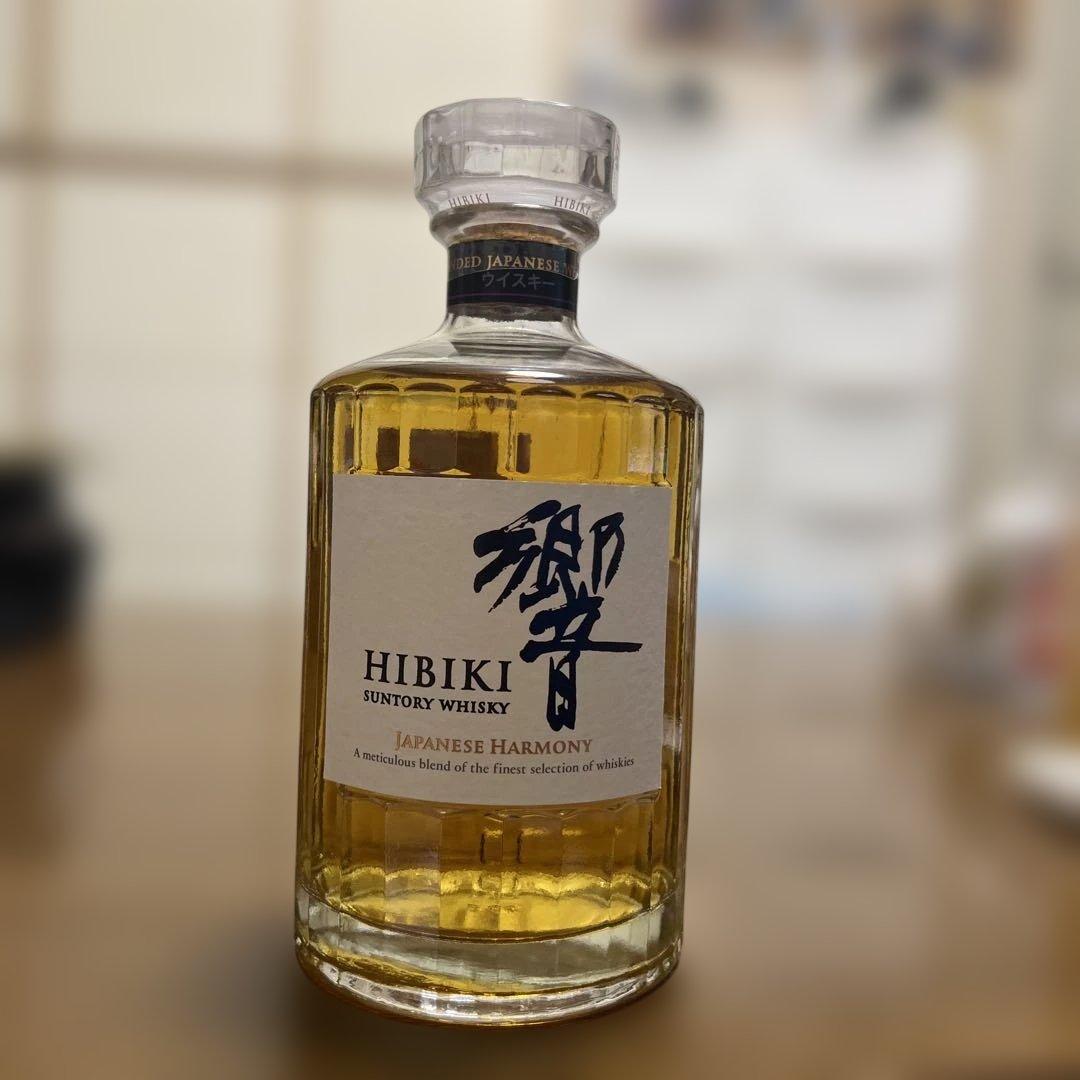 SUNTORY　響　ジャパニーズハーモニー　700ml 1本