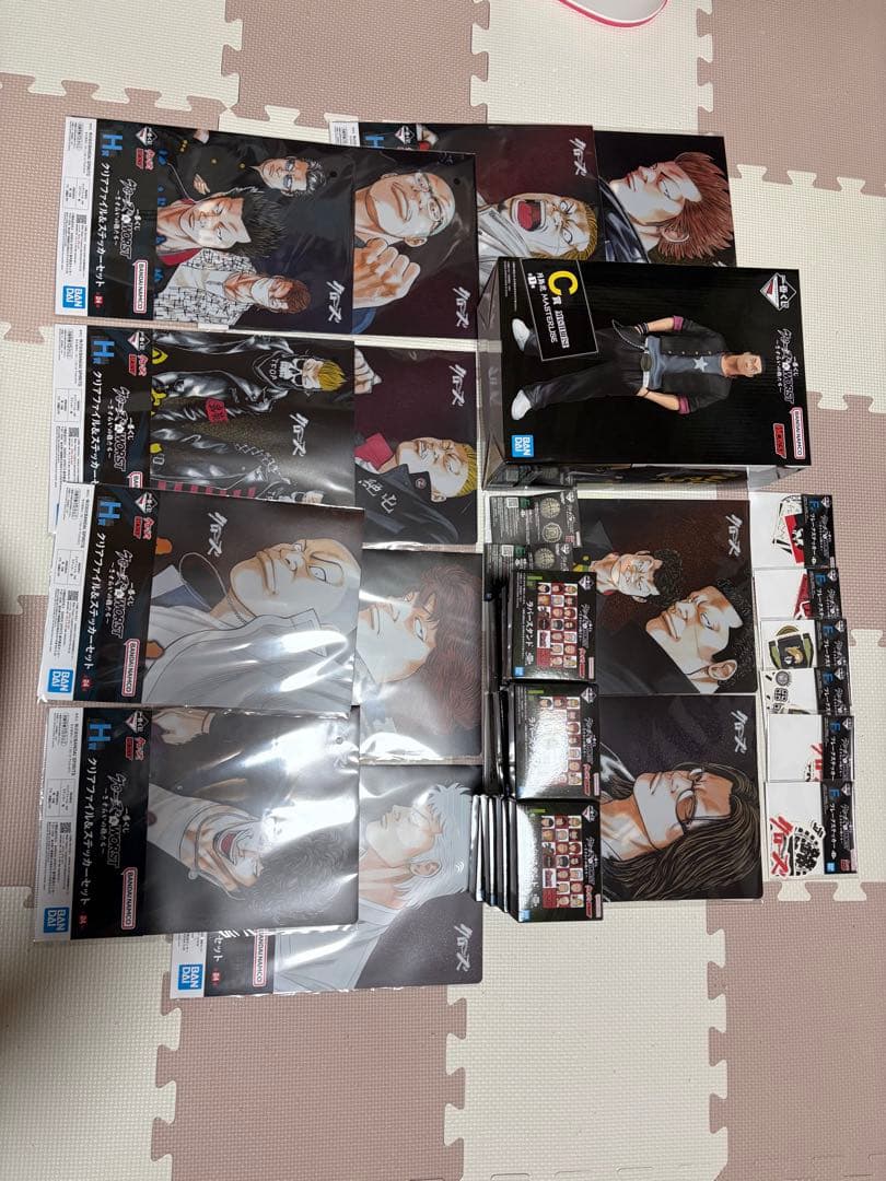 クローズ/WORST フィギュアとラバースタンドセット