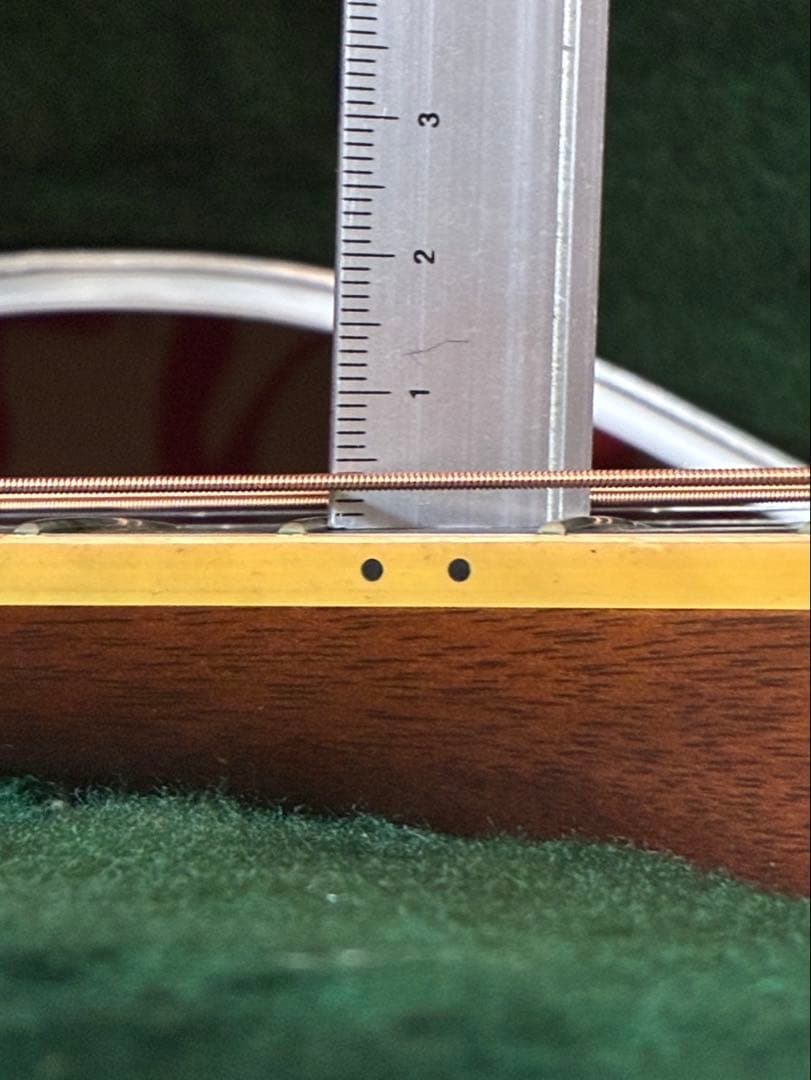 Martin マーチンD-35 ベアクロー　修理済み　ケース付き