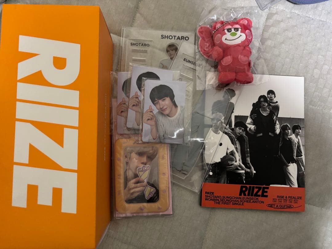 RIIZE CD ペンライト　トレカ　アクスタ　キーリング