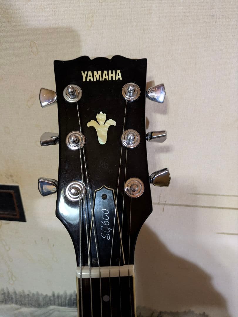 Yamaha SG600サンバースト エレキギター