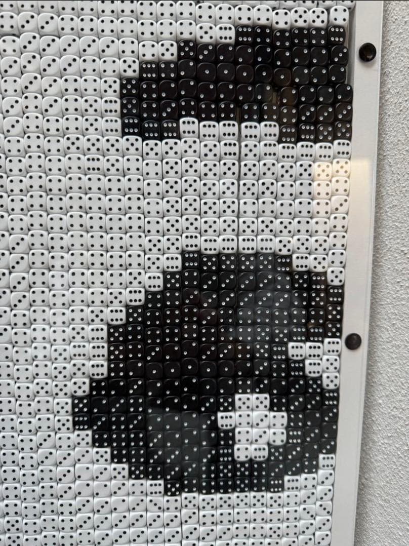 【モダン】チャーリー・チャップリン（サイコロ モザイクアート）