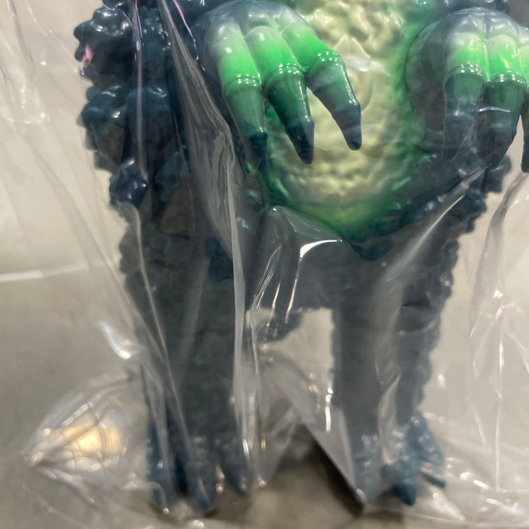 新品未開封品　 安楽安作 ガラモン (ガラモンの逆襲) (2期) ソフビ