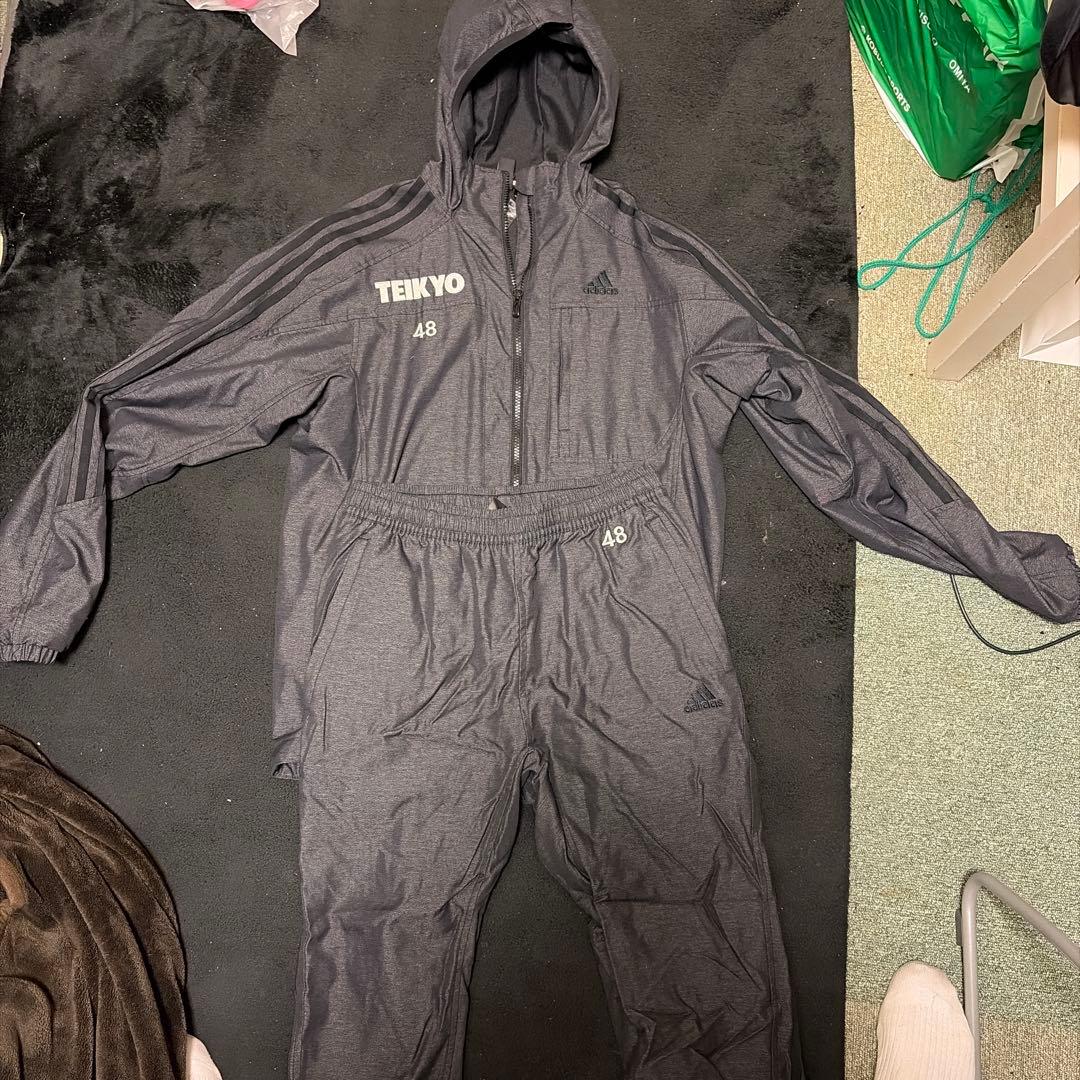 adidas 帝京第三 ウィンドブレーカー サイズ48 グレー