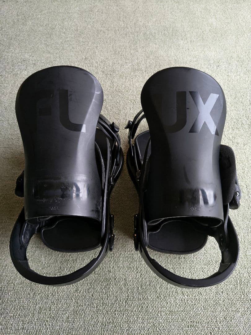 FLUX SR　Mサイズ　23-24モデル