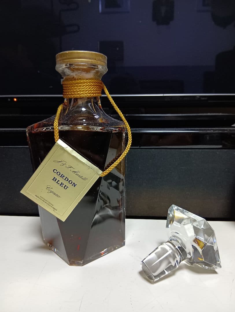 マーテル　Cordon Bleu　コニャック　バカラ　クリスタル　替栓付