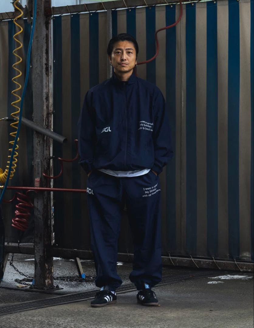 美品 SUN GALLERYネイビー セットアップジャケット・パンツ