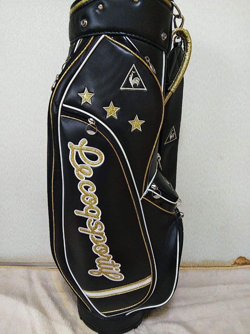 ルコック　レディース 黒と金文字のゴルフバック、黒