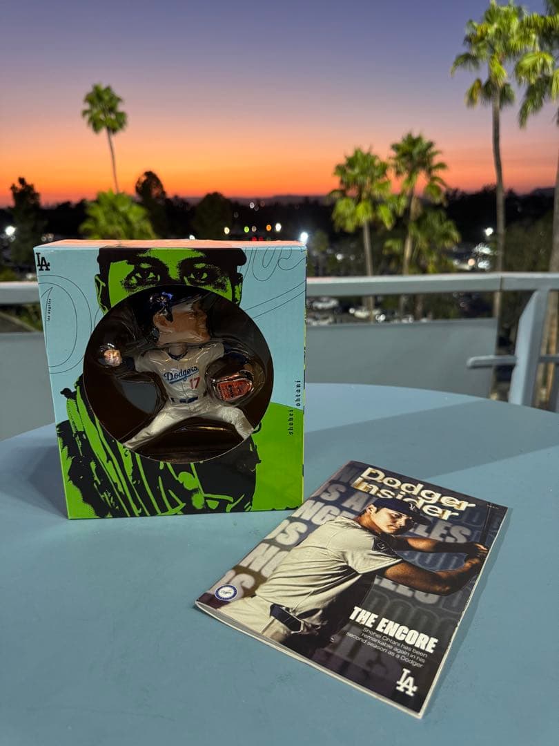 訳あり　大谷翔平　ボブルヘッド　投手　ドジャース　来場者限定　冊子付き　④