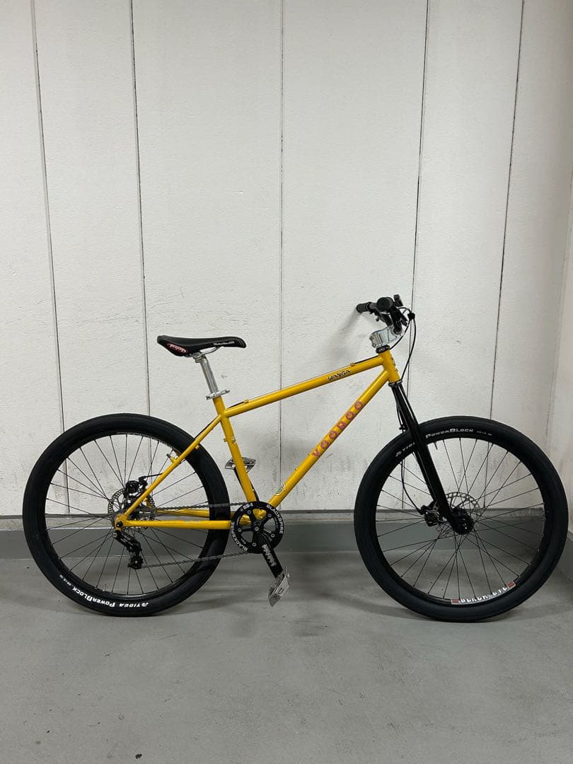 voodoo ハンドル、グリップ、ステム、シートポスト、サドルは付属しません