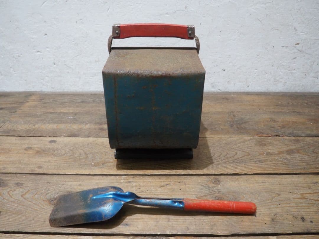 1393 アンティーク　コールボックス　炭入れ　バケツ　薪ストーブ　暖炉　レトロ