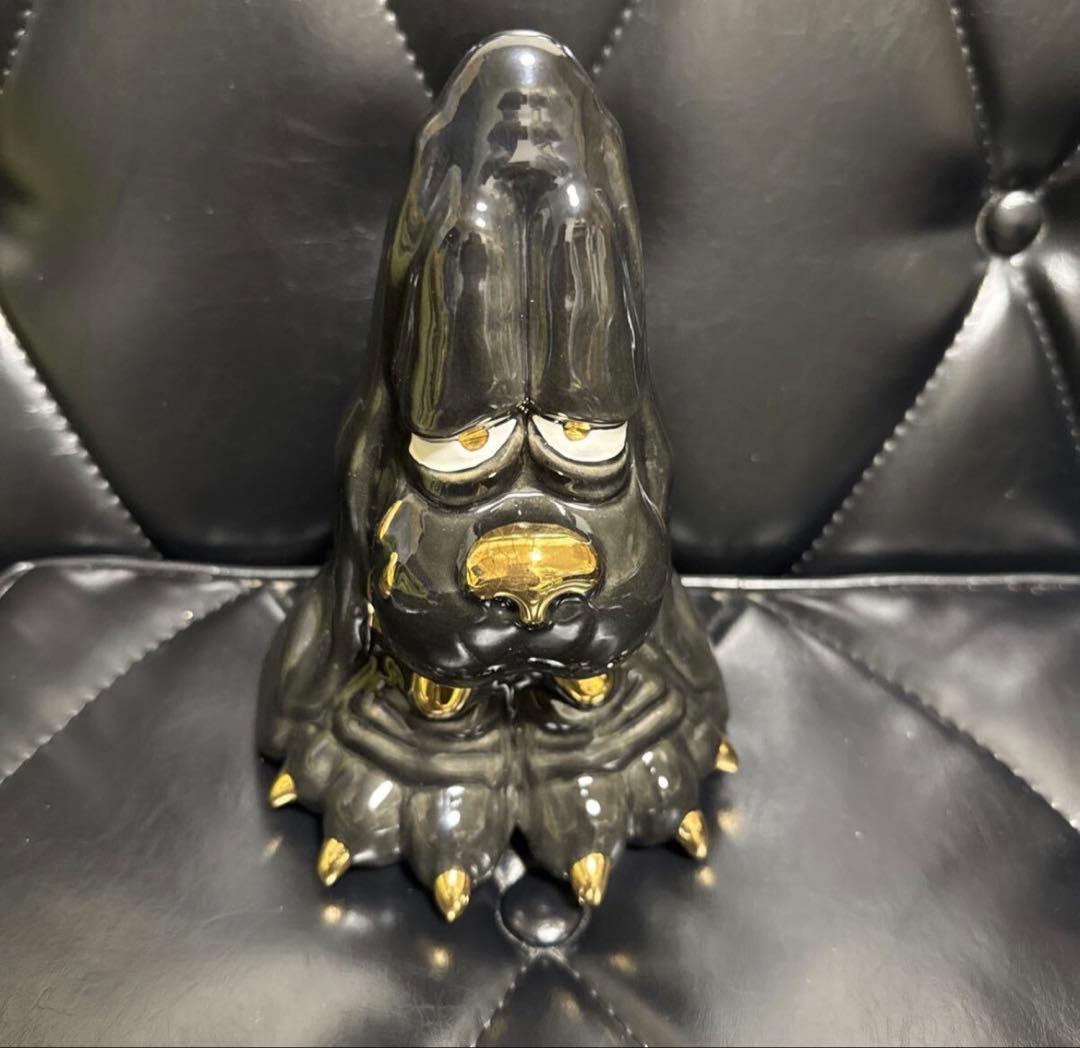 メディコムトイ2017アート陶器　限定30 アーティスト直筆サインナンバーリング