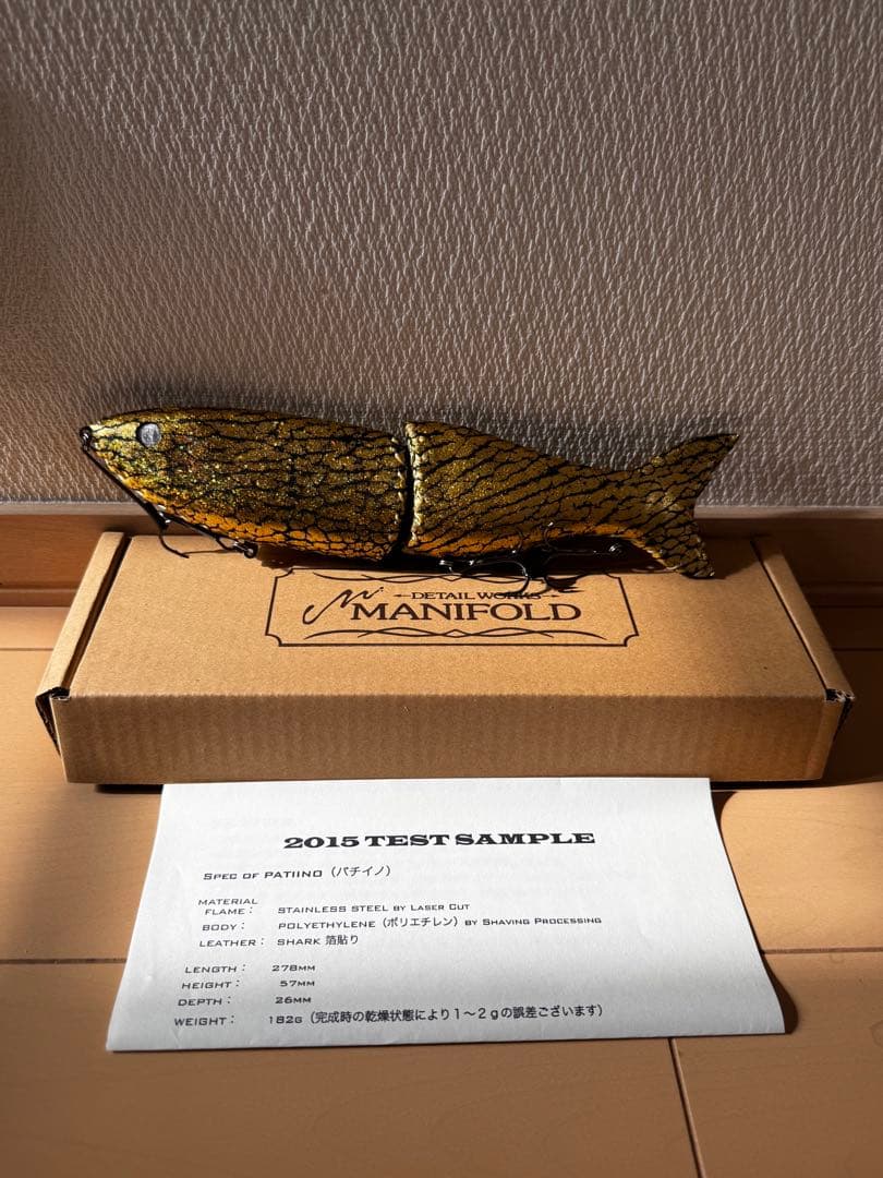 MANIFOLD パチーノ　シャーク箔貼り　新品未使用