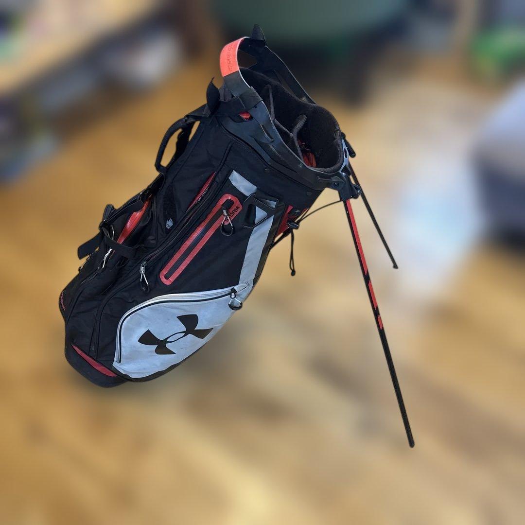 アンダーアーマー　キャディバック