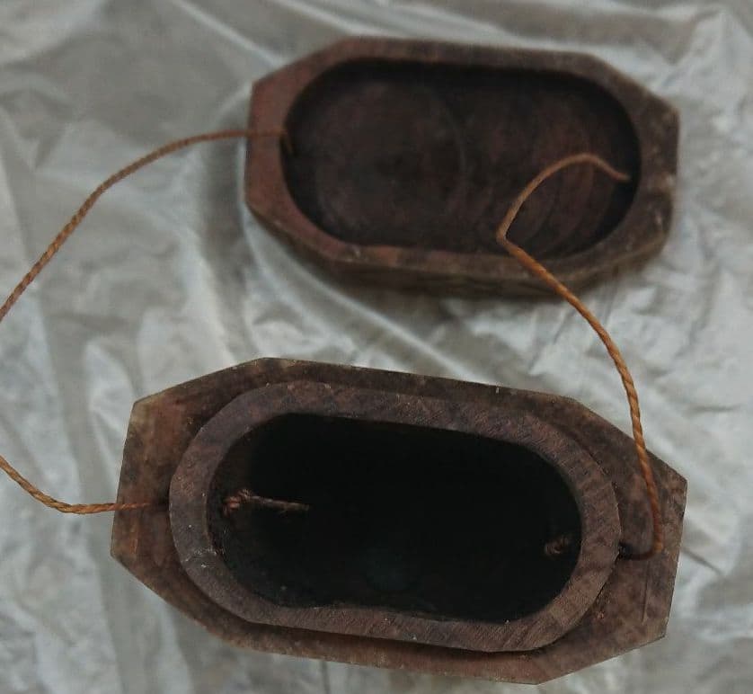 中間骨董品 アンティーク 「福」「 寿」 ハンドメイド 木彫り 箱