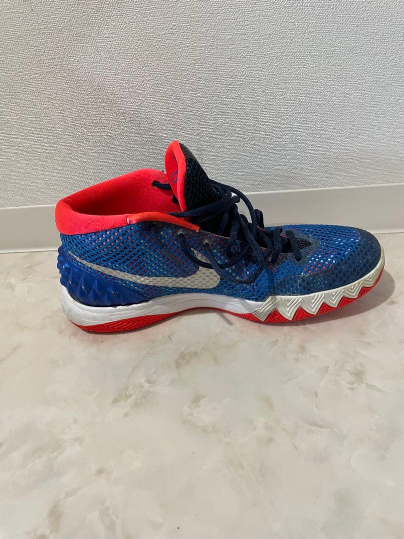 NIKE Kyrie 1 バスケットシューズ　US9.5 27.5㎝