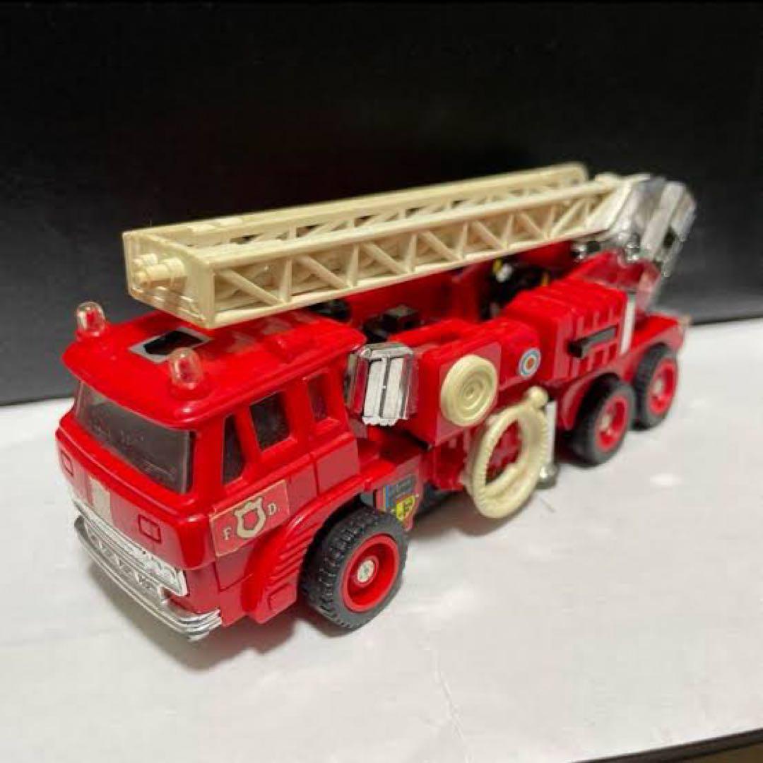 ダイアクロン　トランスフォーマー　ダブルチェンジャー　RX-7 消防車　セット